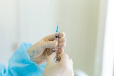 COVID смертельно опасен для ВИЧ-инфицированных, они должны прививаться — врач-инфекционист - chita.ru