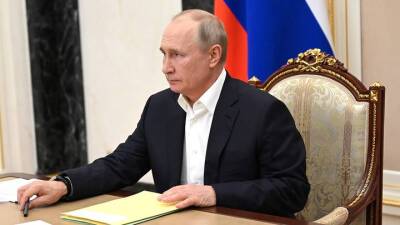 Владимир Путин - Путин сообщил, что в середине 90-х в кабмине советниками работали сотрудники ЦРУ - vm.ru - Россия - США