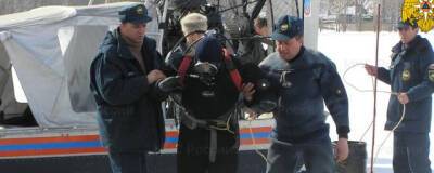 Водолазы в Приморье ищут утонувшего в Артёмовке рыбака - runews24.ru - Россия - Приморье край