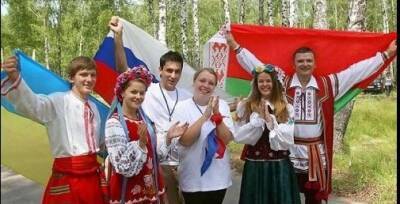 Александр Лукашенко - Соцопрос: почти половина украинцев считают Белоруссию враждебной страной - eadaily.com - Россия - США - Украина - Киев - Крым - Англия - Белоруссия - Турция - Польша - Литва - Канада