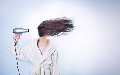 Эксперт назвал основные причины потери волос - korrespondent.net - Украина - Англия