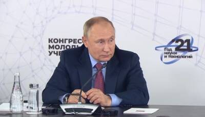 Владимир Путин - Дмитрий Песков - Александр Сокуров - В Кремле объяснили резкую реакцию Путина на слова режиссера Сокурова - znak.com - Россия