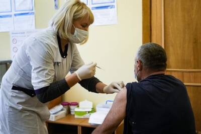 Средства за вакцинацию можно будет получить и на «твердую» карточку - enovosty.com - Украина