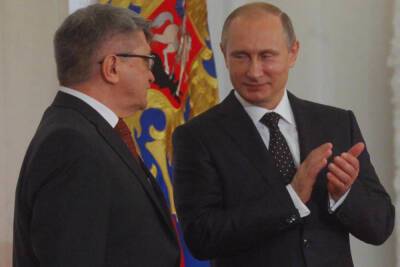 Владимир Путин - Дмитрий Песков - Александр Сокуров - Песков оценил вероятность ареста Сокурова - mk.ru - Россия