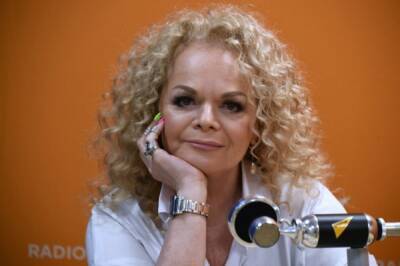 Лариса Долина - Лариса Долина призналась, что исполняла плохие песни ради популярности - aif.ru - Россия