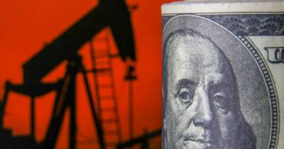 США продадут 18 миллионов баррелей нефти из стратегического резерва - ren.tv - США