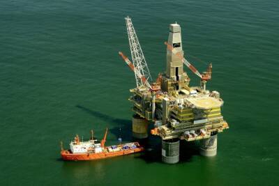 Джо Байден - США решили продать 18 млн баррелей нефти из стратегического резерва - mk.ru - США
