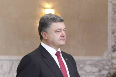 Владимир Зеленский - Владимир Путин - Петр Порошенко - Порошенко сравнил референдум по Донбассу со «сценарием Путина» в Крыму - mk.ru - Украина - Крым