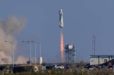 Власти США не выявили проблем с безопасностью полетов Blue Origin - aif.ru - США