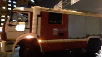 В центр Петербурга спешат пожарные машины к охваченному огнем дому - neva.today - Россия - Санкт-Петербург - район Центральный, Санкт-Петербург