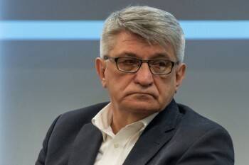 Владимир Путин - Дмитрий Песков - Александр Сакуров боится ареста после скандала с Путиным - vologda-poisk.ru - Россия