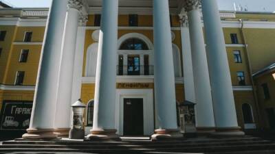 Александр Сокуров - Глава комплекса «Ленфильма» Павлова рассказала о реставрации фильмов «Золотой коллекции» - inforeactor.ru
