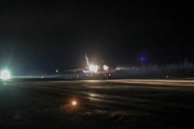 В ночном небе над Кольским Заполярьем тренировались молодые пилоты - murmansk.mk.ru - Мончегорск