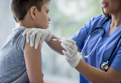 Индонезия - Индонезия начнет вакцинацию детей от коронавируса старше шести лет - trend.az - Индонезия