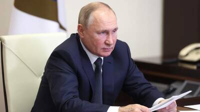 Владимир Путин - Путин рассказал о выявлении сотрудника ЦРУ среди советников кабмина в 1990-е - iz.ru - Россия - США - Израиль