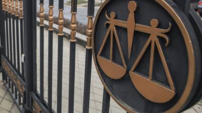 Совет судей РФ считает, что обсценная лексика вредит авторитету правосудия - svoboda.org - Россия