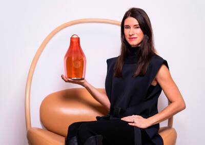 Уникальная бутылка Pilsner Urquell ушла с благотворительного аукциона за 523 тыс. крон - vinegret.cz - Чехия