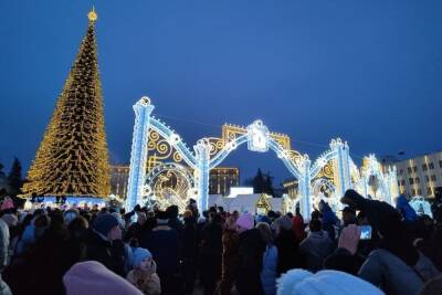Маргарита Грачева - Дед Мороз прилетел на праздник в Белгороде на вертолете - mk.ru - Белгородская обл. - Белгород