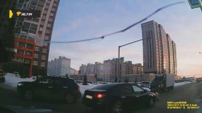 В Новосибирске водитель седана сбил ребёнка на месте аварии - sib.fm - Новосибирск - район Калининский, Новосибирск