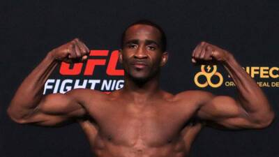 Нил по ударам победил Понциниббио на турнире UFC 269 - iz.ru - Израиль - Сантьяго