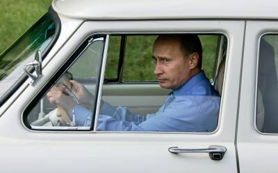 Владимир Путин - Андрей Кондрашов - Владимир Путин рассказал, что в 1990-е подрабатывал частным извозом - lipetskmedia.ru - Россия - Санкт-Петербург