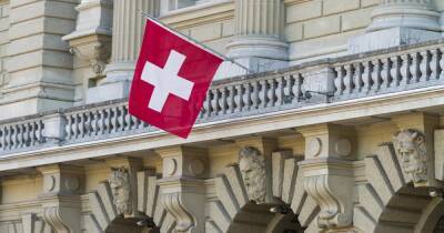 Швейцария - В Швейцарии рассказали, когда штамм "омикрон" станет доминирующим - ren.tv - Швейцария