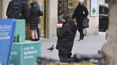 ВОЗ заявила о риске крайней бедности для 500 млн человек из-за пандемии - iz.ru - Израиль
