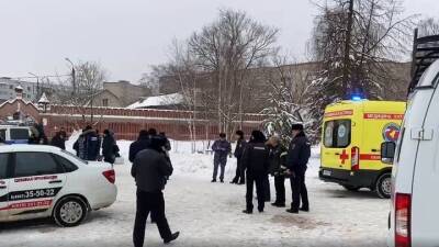 Устроивший взрыв в православной гимназии в Серпухове умер от потери крови - vm.ru - Серпухов