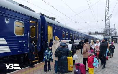 Александр Перцовский - В Украине начал курсировать новый поезд по самому длинному маршруту - korrespondent.net - Украина - Мариуполь