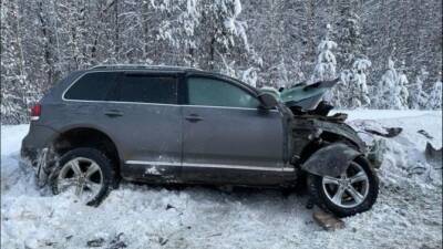 Два человека погибли в ДТП с лесовозом в Югре - usedcars.ru - Россия - Югра - с. Авария