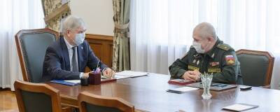 Александр Гусев - Александр Гусев обсудил с Романом Громышовым развитие военного городка Воронеж-45 - runews24.ru - Россия - Воронежская обл.