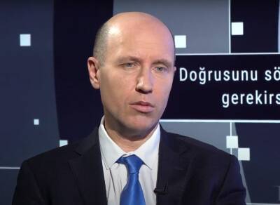 Руслан Бизяев - Мирослава Бобровская - Политика судят не по тому, что он говорит, а по тому, что он делает, - Руслан Бизяев - politeka.net - Украина