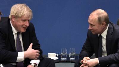 Владимир Путин - Борис Джонсон - Джонсон и Путин обсудили по телефону ситуацию вокруг Украины - svoboda.org - Москва - Россия - Украина - Киев - Англия - Reuters