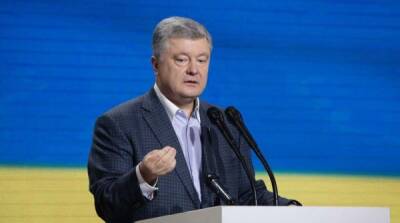 Петр Порошенко - Ольга Скабеева - Порошенко пожаловался украинским военным на Скабееву из-за пиара на ягодах - newzfeed.ru - Россия - Украина