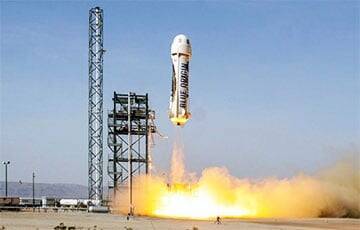 Джефф Безосу - Третий полет туристов от Blue Origin: появилось видео изнутри капсулы - charter97.org - Техас - Белоруссия