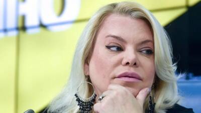 Яна Поплавская - Яна Поплавская убедила сына развестись с женой через месяц после свадьбы - 5-tv.ru