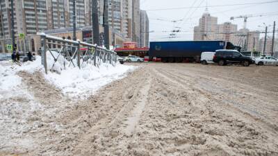 Петербуржцам пришлось толкать маршрутку по заваленному снегом Московскому шоссе - inforeactor.ru - Санкт-Петербург