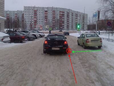 В Ухте водитель на Chevrolet Cruze сбил восьмилетнюю девочку на дворовой территории - komiinform.ru - респ. Коми