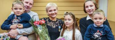 «Они – самая большая ценность в моей жизни»: гомельчанке Ольге Башиловой вручили орден Матери - newsgomel.by - Белоруссия - Гомель - район Центральный, Гомель