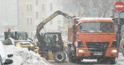 Дороги Москвы парализовало рекордным за 10 лет снегопадом - ren.tv - Москва - Москва