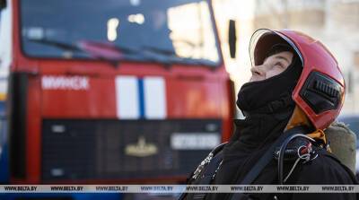 В Солигорске спасли мужчину, едва не сорвавшегося с балкона на пятом этаже - belta.by - Белоруссия - Минск - Солигорск