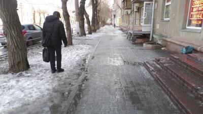 «Я не умею ездить на коньках». Жители Челябинской области жалуются на скользкие дороги - znak.com - Челябинская обл. - Магнитогорск