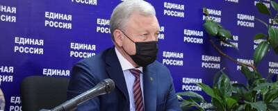 Мэр Братска Серебренников провел партийный прием с жителями города - runews24.ru - Братск