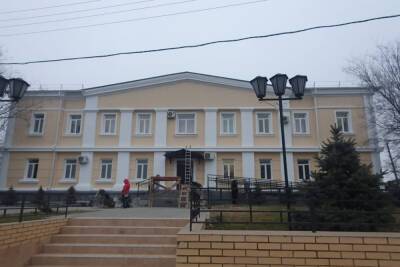 В Астраханской области завершили капремонт школы искусств - volg.mk.ru - Астраханская обл.