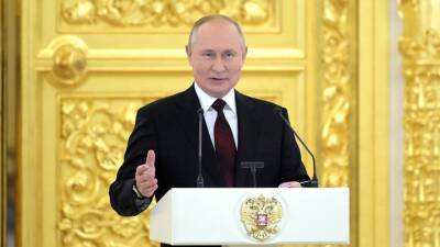 Владимир Путин - Саули Ниинист - Путин обратил внимание Ниинисте на силовые методы Украины в Донбассе - vm.ru - Россия - США - Украина - Финляндия