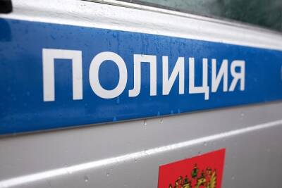 Валерий Горелых - В Екатеринбурге вооруженный грабитель напал на отделение банка. Он похитил ₽10 млн - znak.com - Екатеринбург - Свердловская обл.