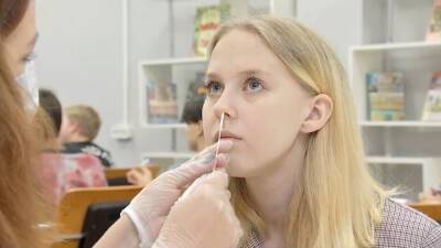 В Европе ужесточили ограничительные меры из-за распространения омикрона - tvc.ru - Англия - Лондон