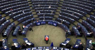 Шестерых депутатов Европарламента наказали за отсутствие COVID-сертификата - dsnews.ua - Украина - Брюссель - Brussels - Люксембург