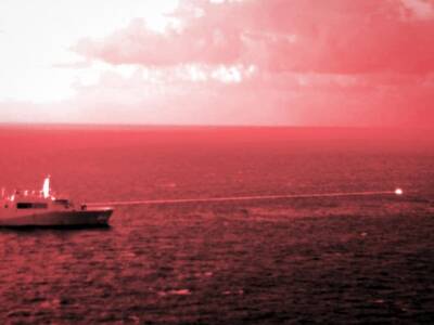 Корабль ВМС США испытал противолодочное лазерное оружие в Аденском заливе - unn.com.ua - США - Украина - Киев - Portland