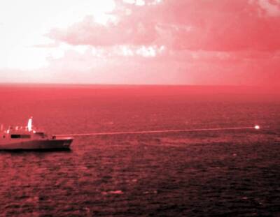 Установленный на десантном корабле ВМС США лазер поразил морскую цель в Аденском заливе - topwar.ru - США - Portland - Twitter